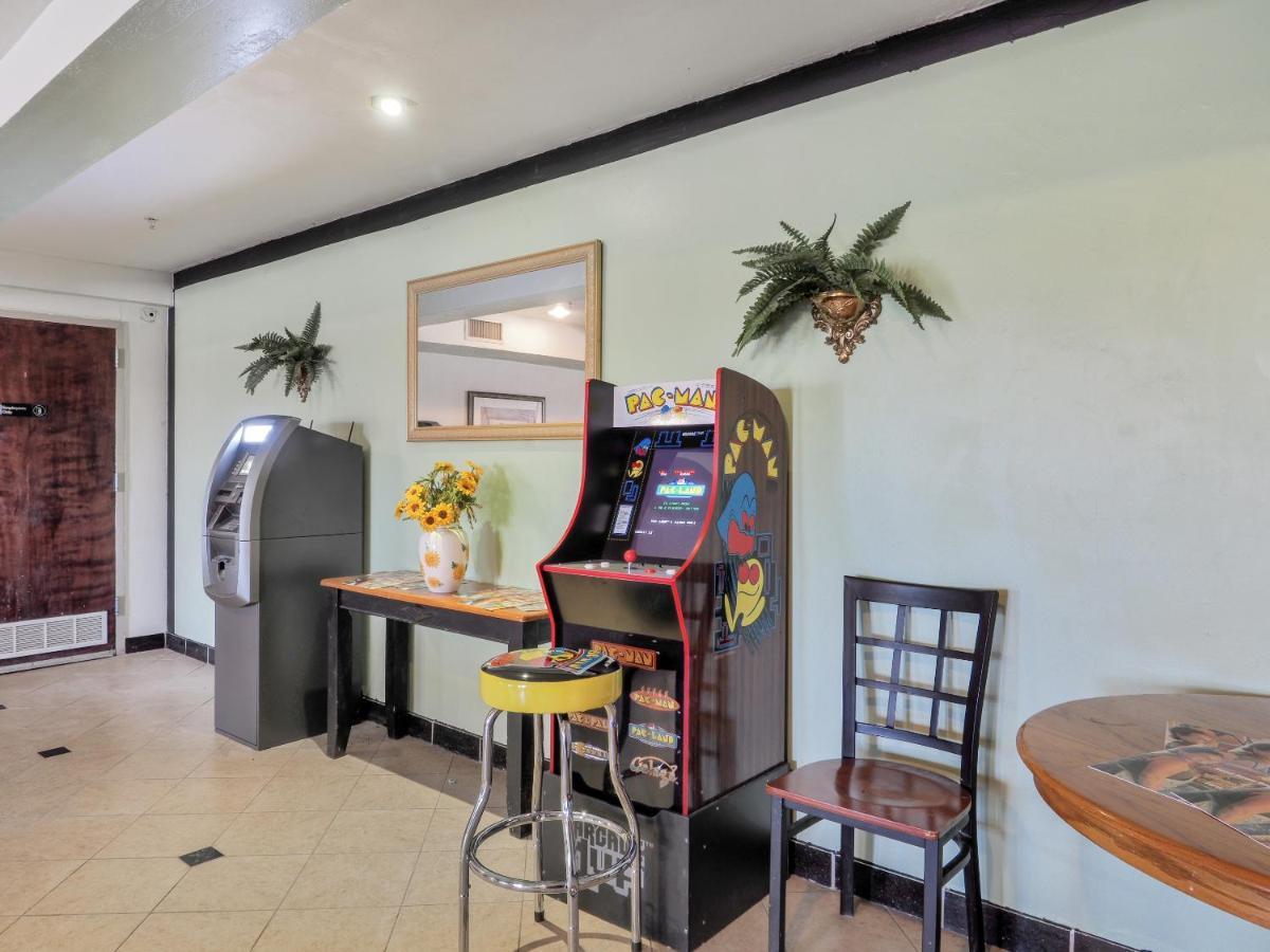 Lonestar Inn & Suites, Erick Ok Hwy 40 By Oyo Dış mekan fotoğraf